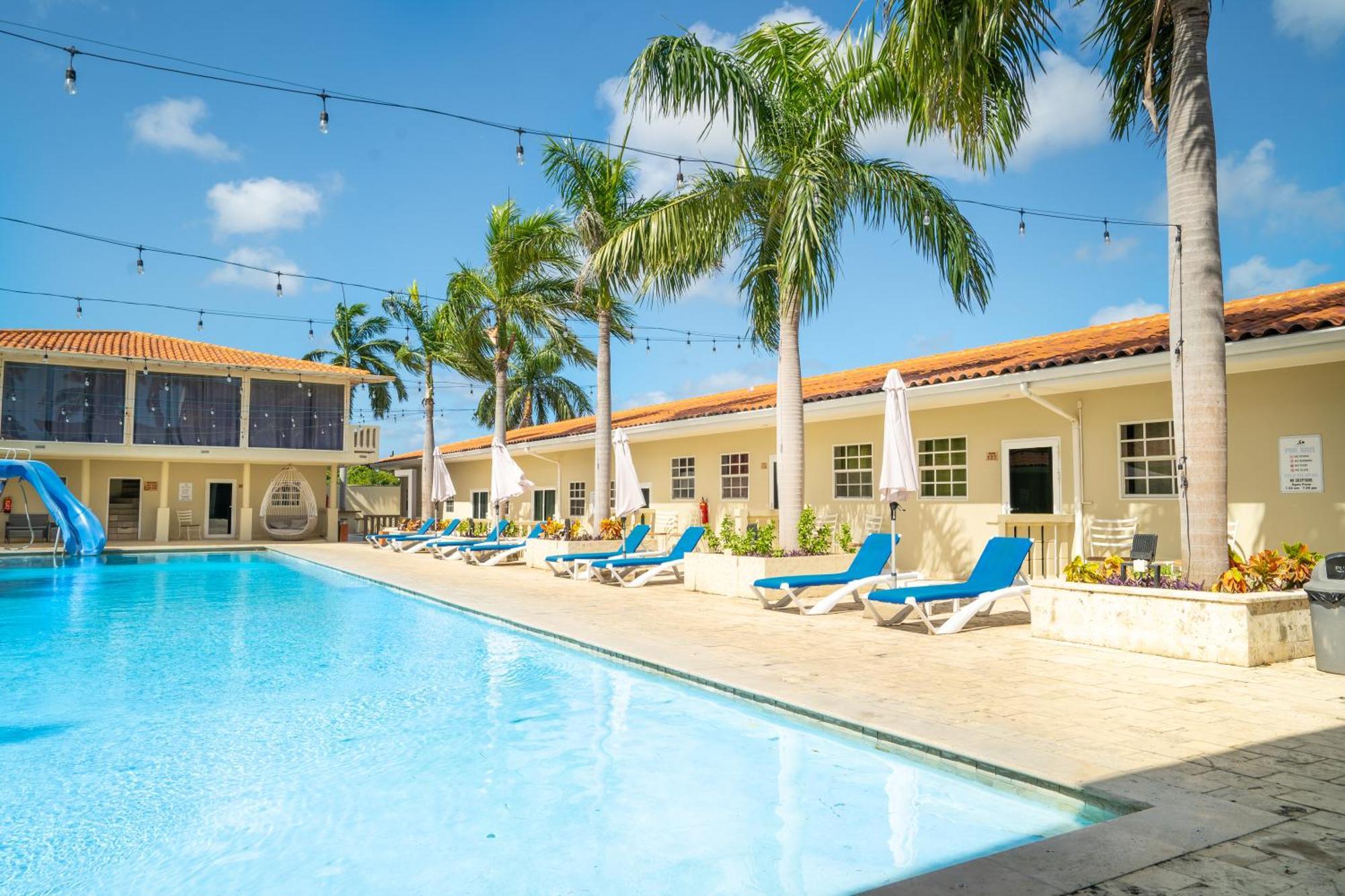 Delynne Boutique Hotel Willemstad Exterior photo